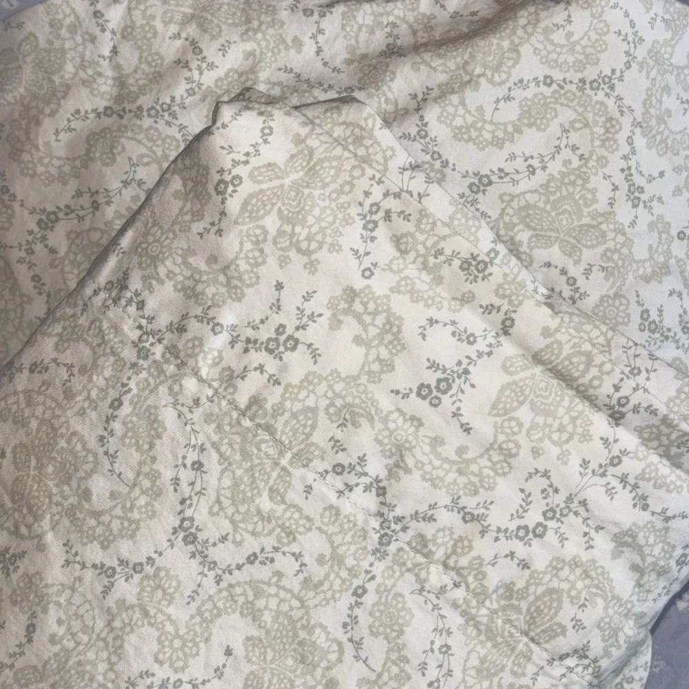 Simply SHABBY CHIC Lace Floral Stitch Simply Shabby Chic Standard Ditsy Twin